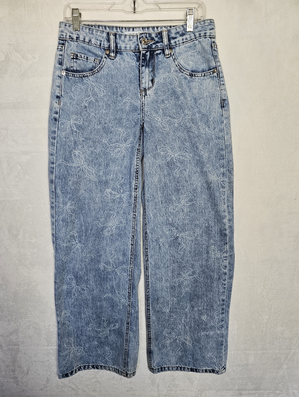 Love Soho Wide Leg Light Wash All Over Bow Pattern Jeans Women's Size 5